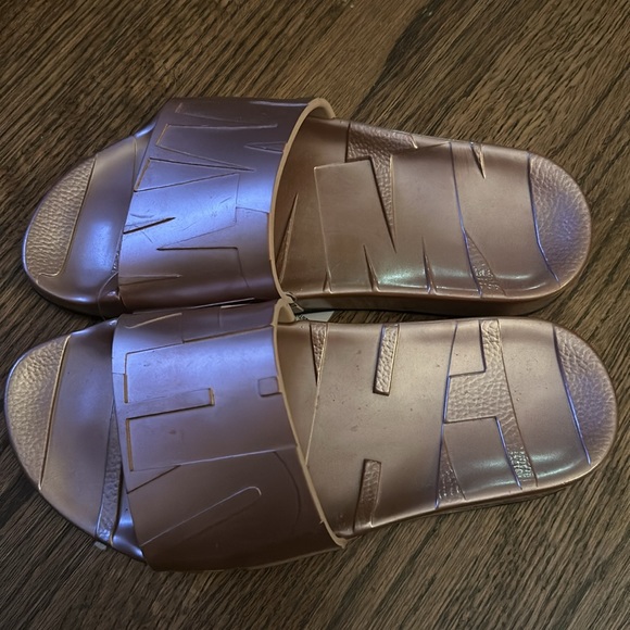 Jimmy Chu Women's Sandal Size 5 (European size 35) - Picture 2 of 4